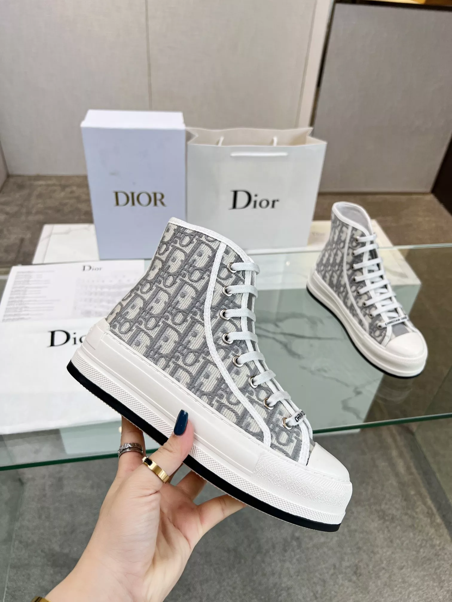 christian dior high top chaussures pour femme s_12762432